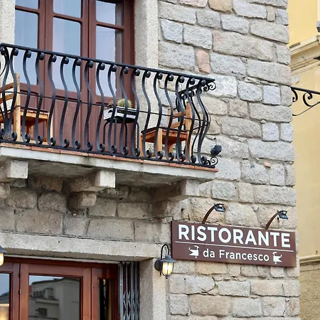 דירה Luxury Garibaldi - Perfect For Couples - Fully Equipped - Historical Centre