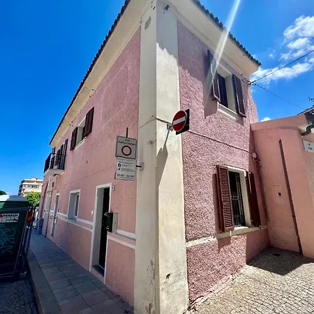 Luxury Garibaldi - Perfect For Couples - Fully Equipped - Historical Centre * Olbia