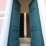 Garibaldi 52 - Renovated In Old Town Apartment *