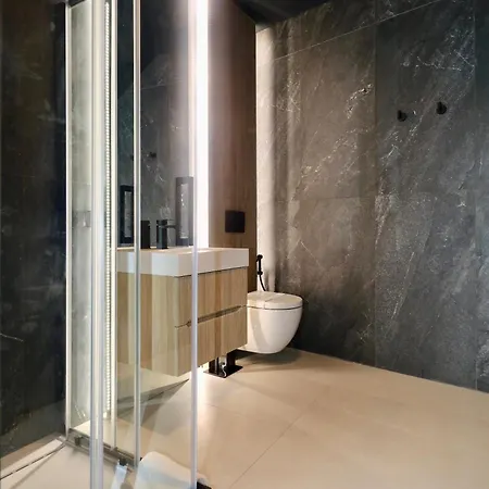 Garibaldi 52 - Renovated In Old Town Апартаменты Ольбия