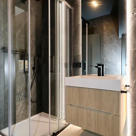 Hidden Gem - Luxury Garibaldi - Perfect For Couples - Fully Equipped - Historical Centre *