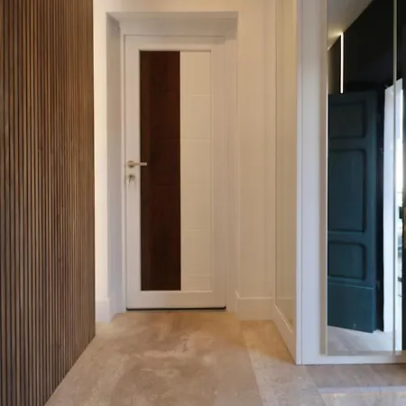 Apartment Hidden Gem - Luxury Garibaldi - Perfect For Couples - Fully Equipped - Historical Centre